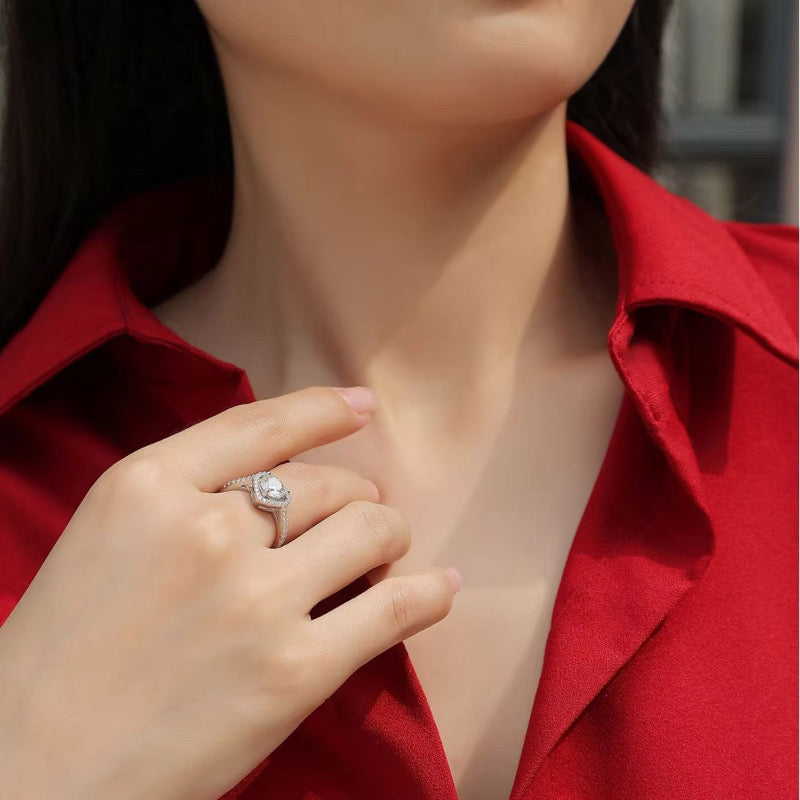 1 Carat Heart Cut VVS Moissanite Ring